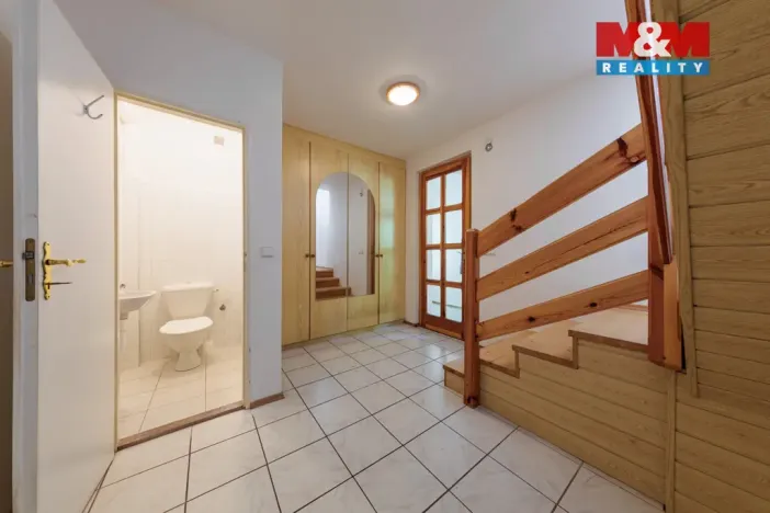 Prodej rodinného domu, Karlovy Vary - Hůrky, 250 m2