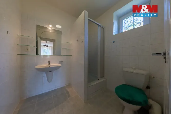 Prodej rodinného domu, Karlovy Vary - Hůrky, 250 m2