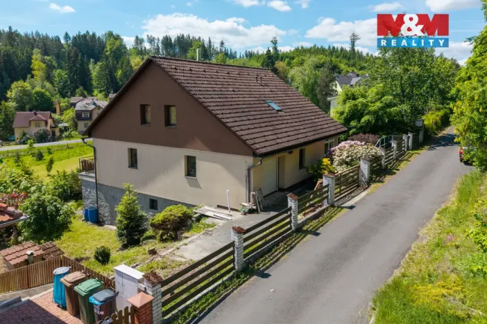 Prodej rodinného domu, Karlovy Vary - Hůrky, 250 m2