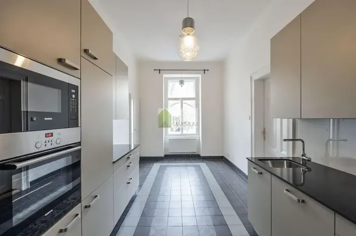 Pronájem bytu 3+1, Praha - Žižkov, Ondříčkova, 100 m2