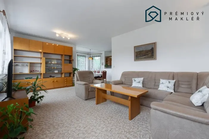 Prodej rodinného domu, Lubenec, Zahradní, 200 m2