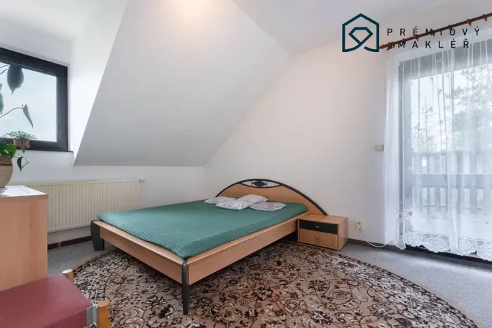 Prodej rodinného domu, Lubenec, Zahradní, 200 m2