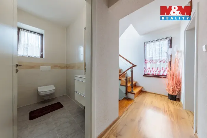 Prodej rodinného domu, Cheb - Háje, Antala Staška, 318 m2