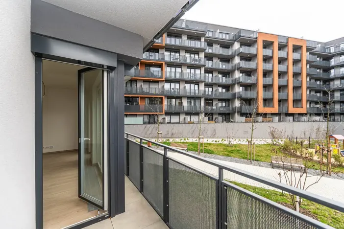 Prodej bytu 1+kk, Praha - Háje, Sochorcova, 34 m2