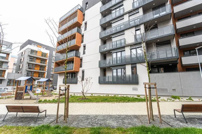 Prodej bytu 1+kk, Praha - Háje, Sochorcova, 34 m2