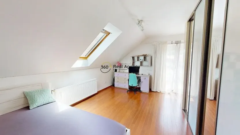Pronájem rodinného domu, Psáry, U Potoka, 163 m2