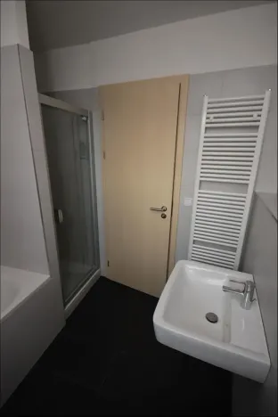Pronájem atypického bytu, Praha, 72 m2