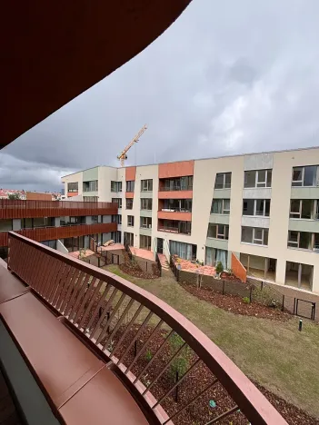Pronájem bytu 2+kk, Praha - Radlice, U Komína, 49 m2