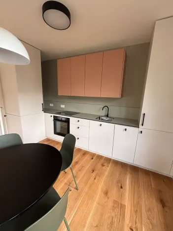 Pronájem bytu 2+kk, Praha - Radlice, U Komína, 49 m2