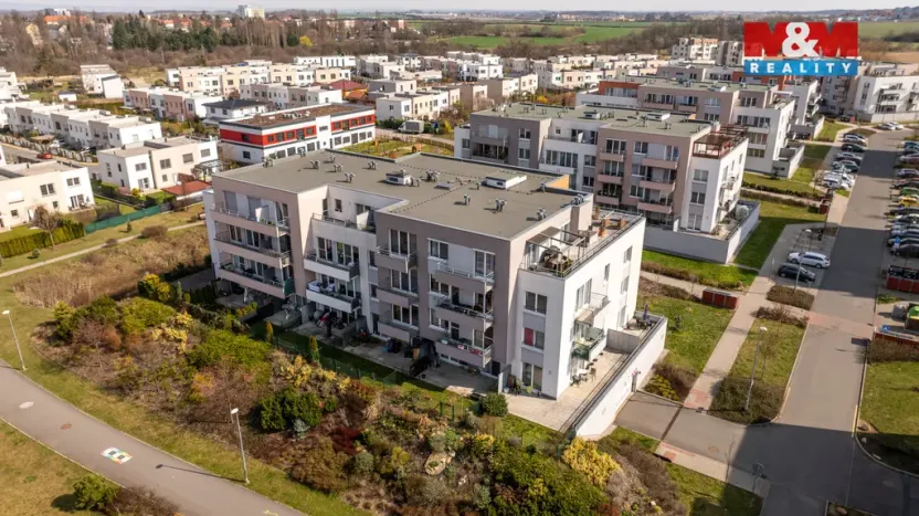 Pronájem garáže, Praha - Letňany, Hlučkova, 21 m2