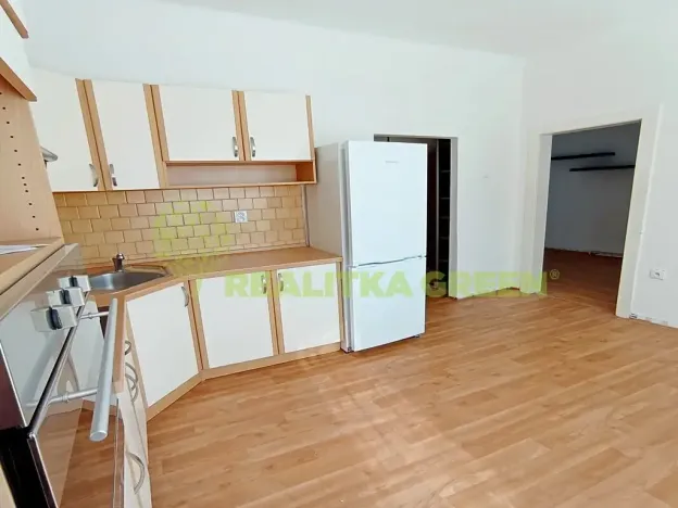 Pronájem bytu 2+1, Sezimovo Ústí, 9. května, 52 m2