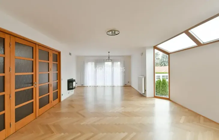 Pronájem vily, Praha - Nebušice, 360 m2