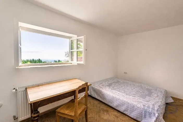 Prodej apartmánu, Horní Stropnice, 180 m2