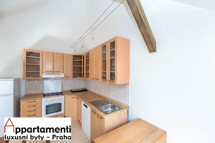 Prodej bytu 2+1, Praha - Nové Město, Ječná, 68 m2
