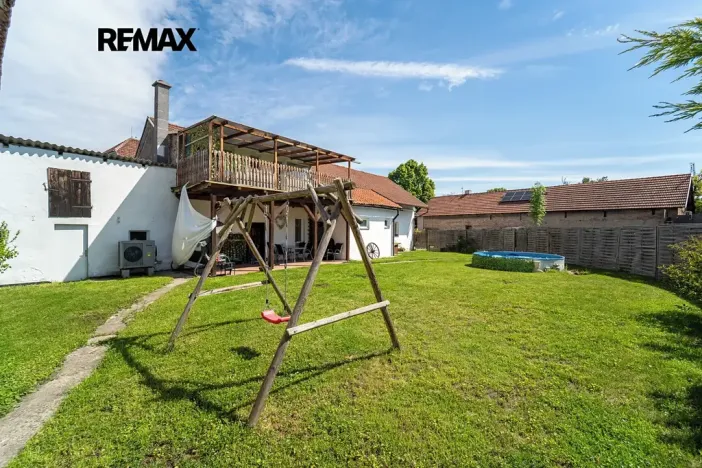 Prodej rodinného domu, Pečky, Pečecká, 140 m2