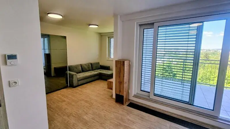 Pronájem bytu 2+kk, Jihlava, Vrchlického, 67 m2