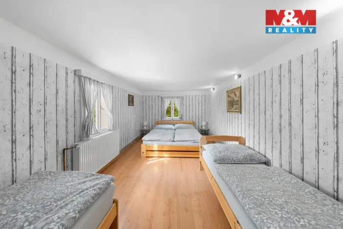 Prodej chalupy, Arnoltice, 168 m2