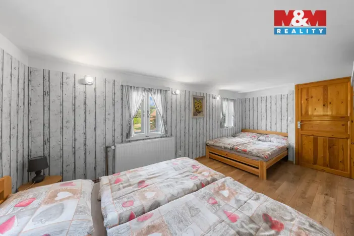 Prodej chalupy, Arnoltice, 168 m2
