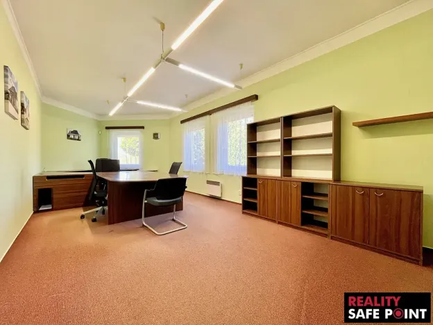 Prodej obchodního prostoru, Zruč-Senec, Plánská, 3159 m2