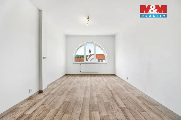 Prodej bytu 2+kk, Libochovice, Revoluční, 52 m2