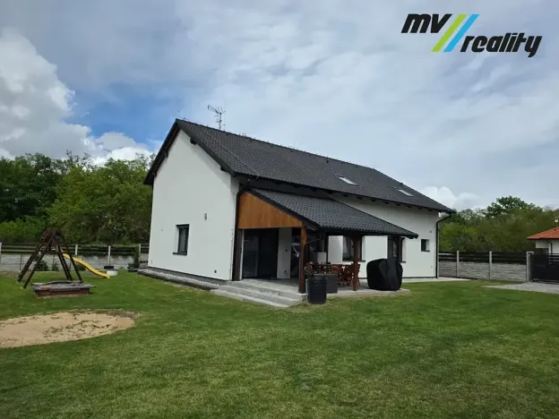 Pronájem rodinného domu, Jiřice, 120 m2