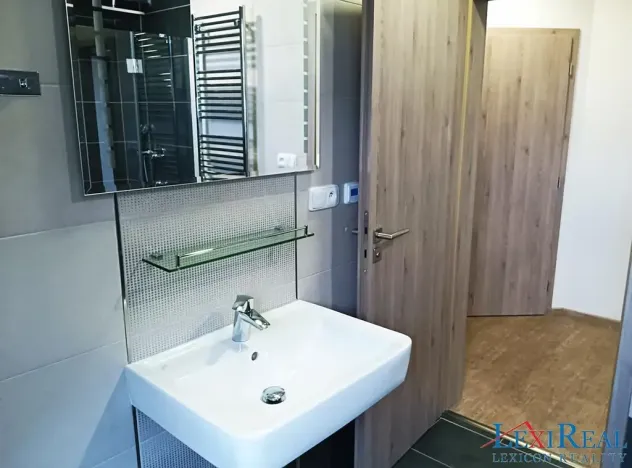 Pronájem bytu 3+kk, Tuchoměřice, Ve Zběrušce, 50 m2