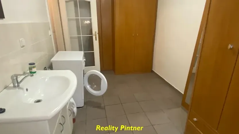 Pronájem bytu 2+1, Příbram, 28. října, 56 m2