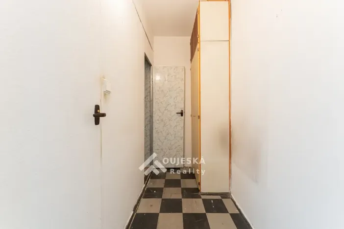 Prodej bytu 3+1, Praha - Prosek, Bílinská, 54 m2
