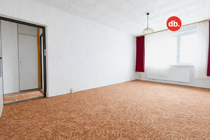 Prodej bytu 4+1, Ostrov, Lidická, 84 m2