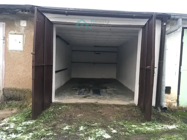 Prodej garáže, Chrudim, 18 m2