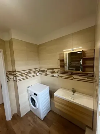 Pronájem bytu 4+kk, Praha - Kobylisy, Klíčanská, 93 m2