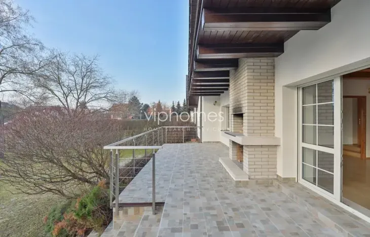 Pronájem vily, Průhonice, Sadová, 350 m2