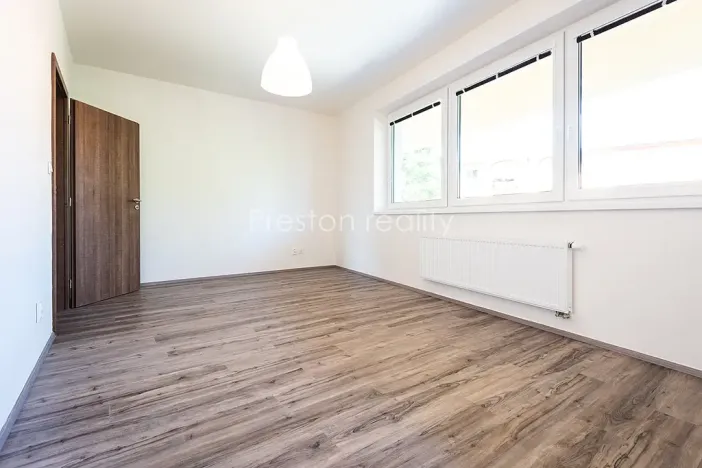 Pronájem bytu 2+kk, Ostrava, Sokolovská, 61 m2