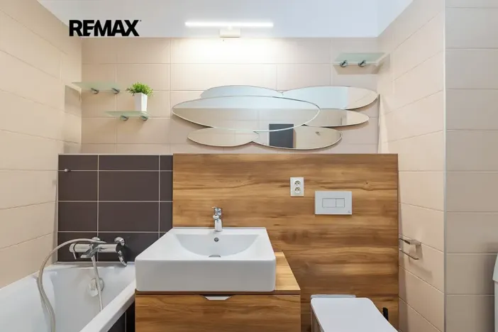 Prodej bytu 2+kk, Praha - Hlubočepy, Devonská, 64 m2