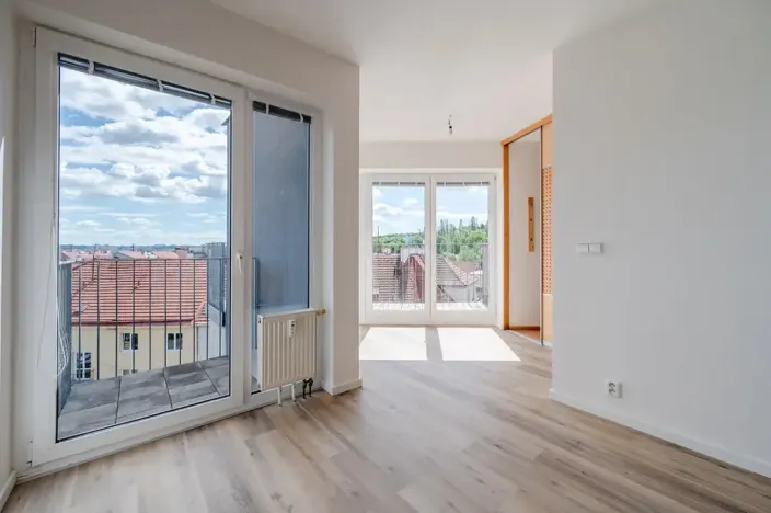 Prodej bytu 3+kk, Praha - Vysočany, Skloněná, 74 m2