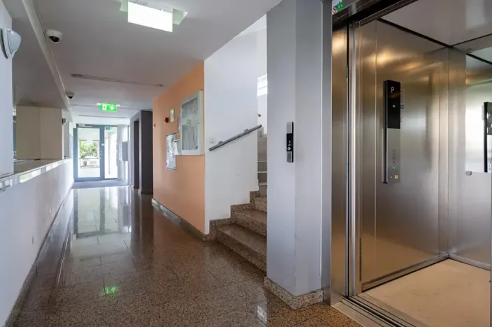 Prodej bytu 3+kk, Praha - Vysočany, Skloněná, 74 m2