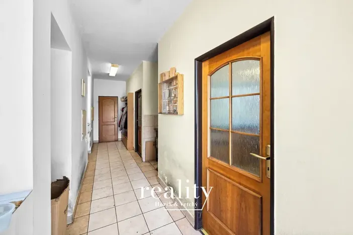 Pronájem komerční nemovitosti, Hladov, 3500 m2