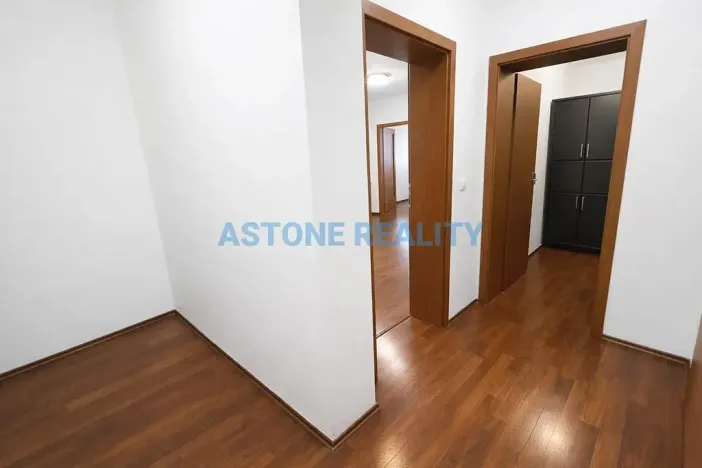 Prodej bytu 2+kk, Praha - Dolní Počernice, Národních hrdinů, 62 m2