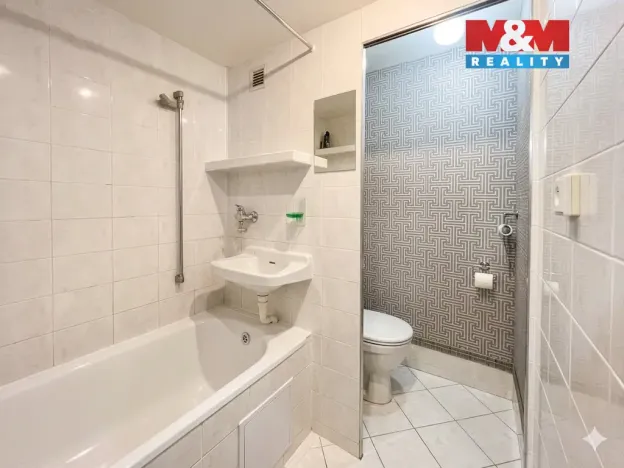 Pronájem bytu 1+1, Litoměřice, Topolčianská, 36 m2