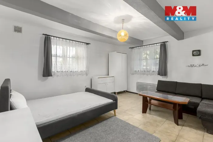 Prodej bytu 2+1, Polička - Horní Předměstí, E. Beneše, 64 m2