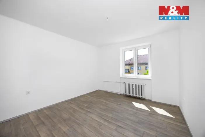 Prodej bytu 2+1, Pardubice - Zelené Předměstí, Čs. armády, 65 m2