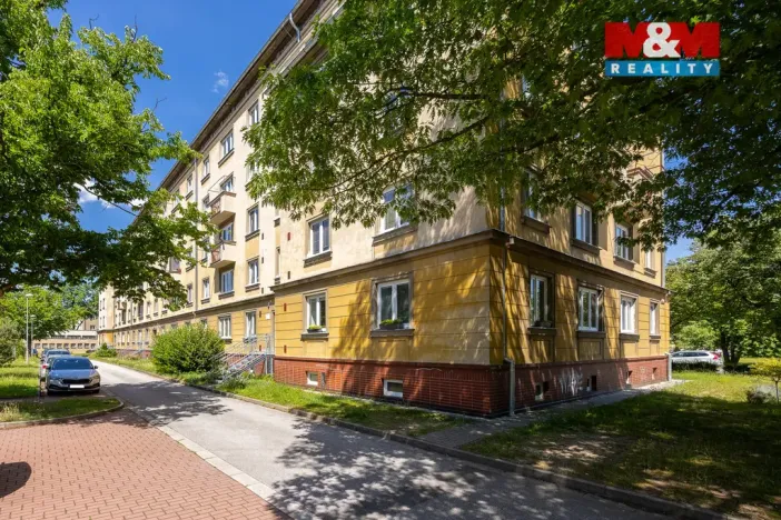 Prodej bytu 2+1, Pardubice - Zelené Předměstí, Čs. armády, 65 m2