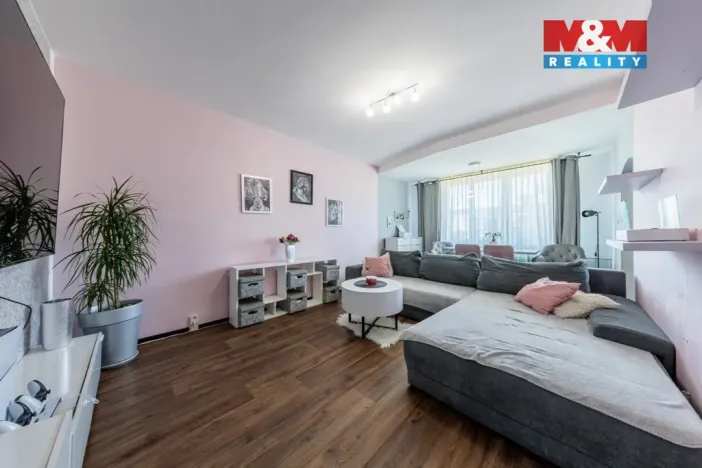 Prodej bytu 3+1, Horní Slavkov, Dlouhá, 76 m2