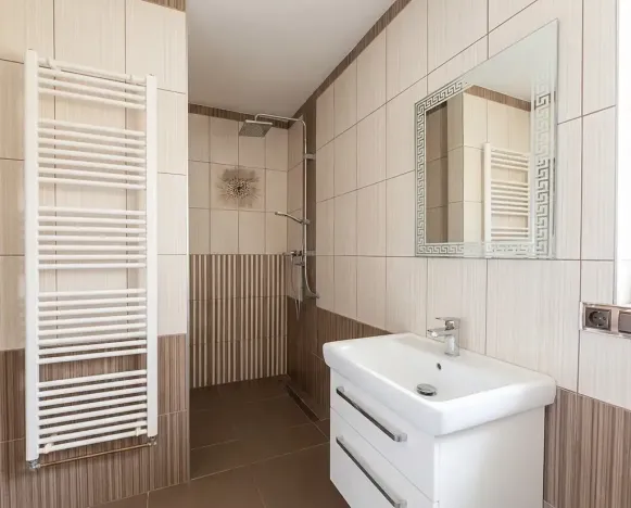 Prodej rodinného domu, Velemín, 240 m2
