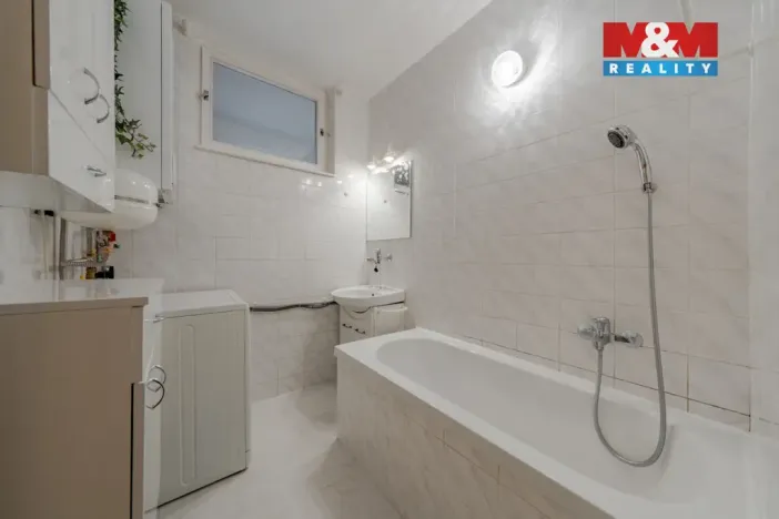 Pronájem bytu 4+1, Střelná, 82 m2