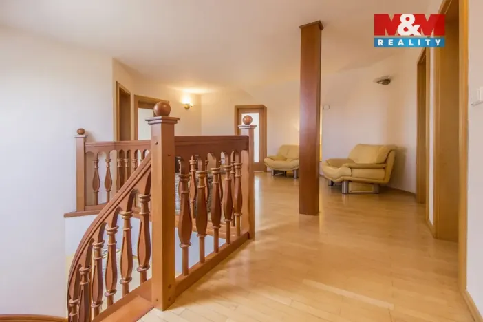 Prodej rodinného domu, Třebestovice, V zákruží, 280 m2