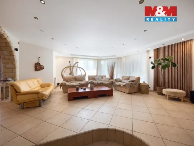 Prodej rodinného domu, Třebestovice, V zákruží, 280 m2
