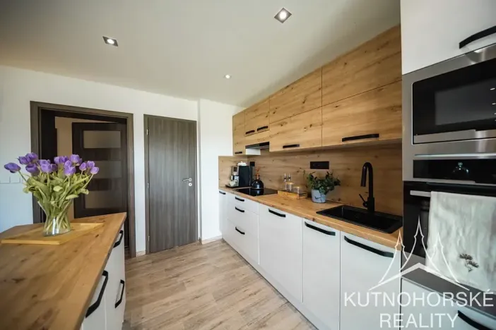 Prodej rodinného domu, Církvice, 154 m2