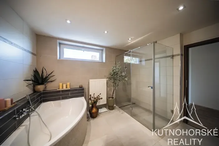 Prodej rodinného domu, Církvice, 154 m2