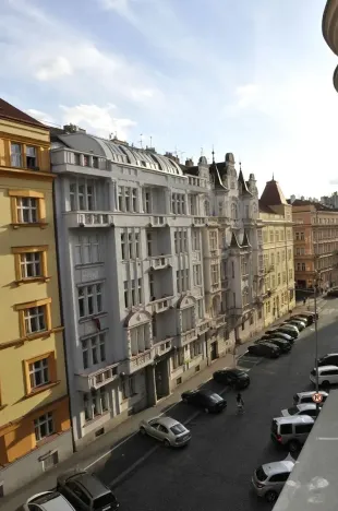 Pronájem bytu 2+1, Praha - Vinohrady, Polská, 86 m2